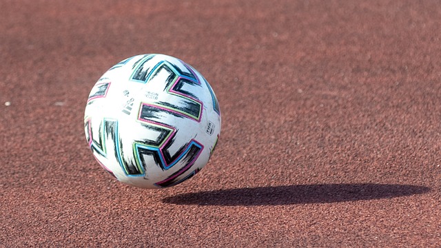 犯规如麻！青岛vs广厦三节累计36次犯规&51次罚球